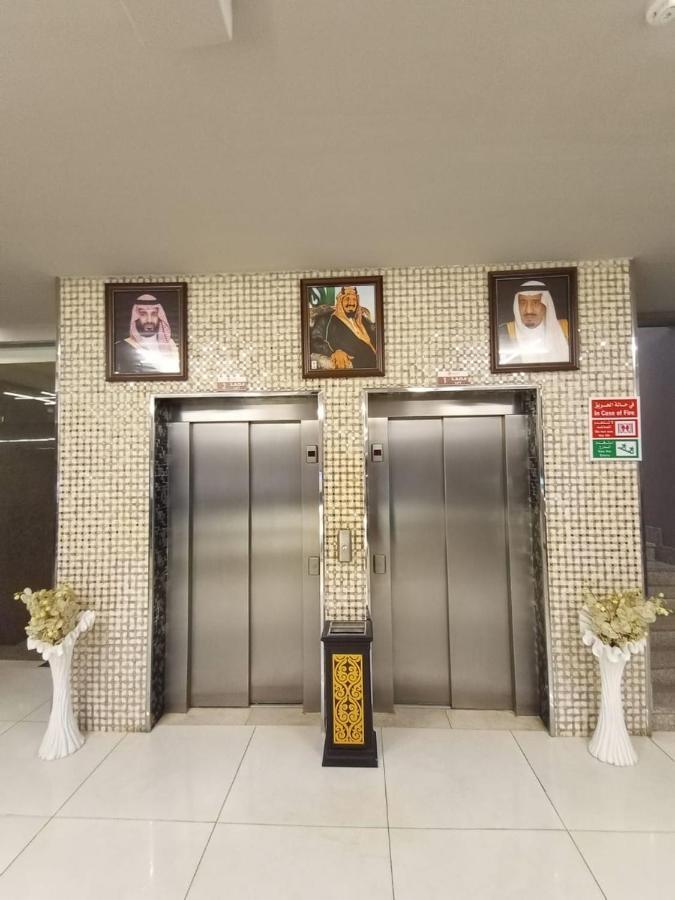Celine Al Motamaiza Furnished Apartment Jeddah Bagian luar foto