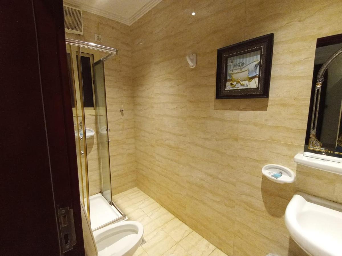 Celine Al Motamaiza Furnished Apartment Jeddah Bagian luar foto