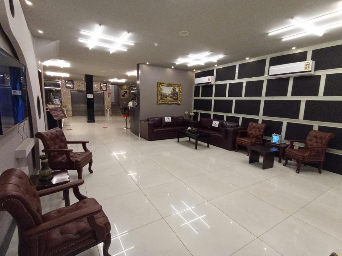 Celine Al Motamaiza Furnished Apartment Jeddah Bagian luar foto